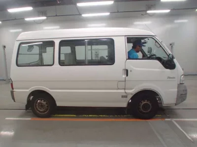 Nissan VANETTE VAN