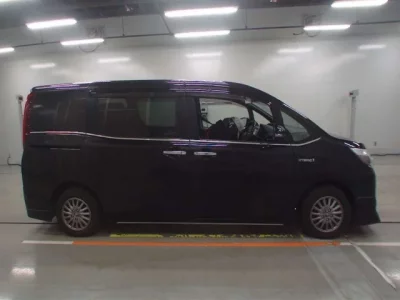 Toyota ESQUIRE