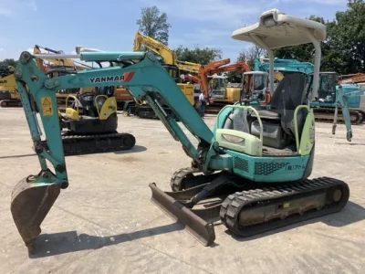 YANMAR VIO20-2
