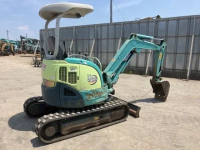 YANMAR VIO20-2