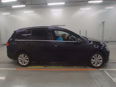 Volkswagen GOLF VARIANT