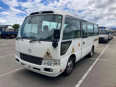 Toyota COASTER
