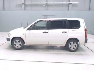 Toyota SUCCEED