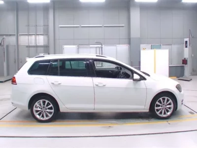 Volkswagen GOLF VARIANT