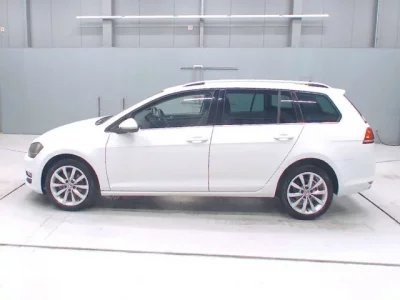 Volkswagen GOLF VARIANT