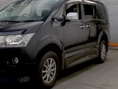 Mitsubishi DELICA D5