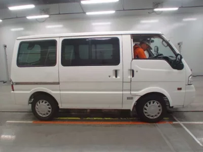 Mazda BONGO VAN