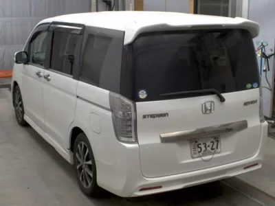 Honda STEP WAGON