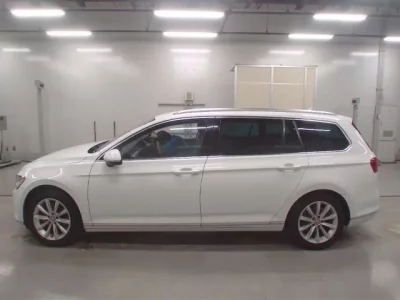 Volkswagen PASSAT VARIANT