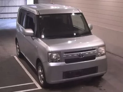Toyota PIXIS SPACE