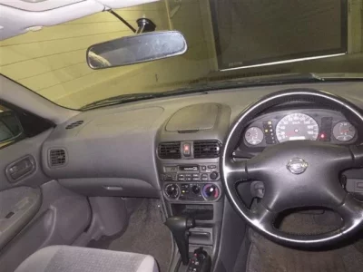 Nissan SUNNY