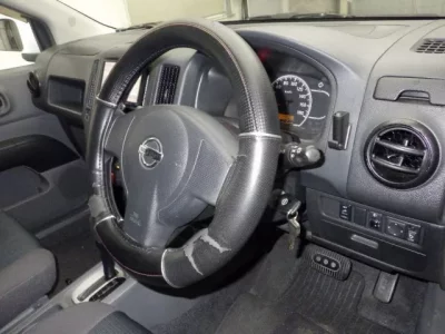 Nissan AD