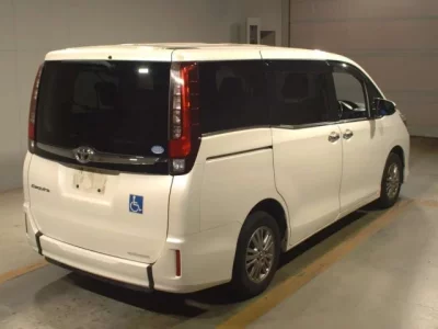 Toyota ESQUIRE