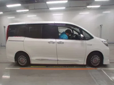 Toyota ESQUIRE
