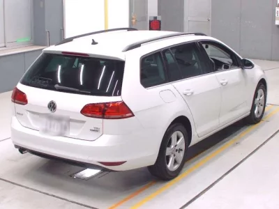 Volkswagen GOLF VARIANT