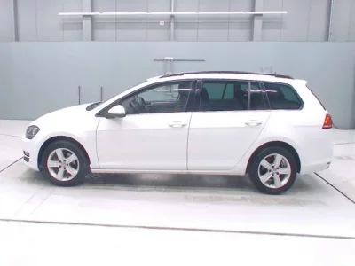 Volkswagen GOLF VARIANT