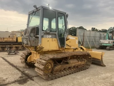 KOMATSU D31P-20E