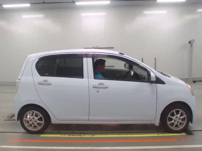 Daihatsu MIRA E S
