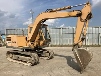 KOMATSU PC60-2