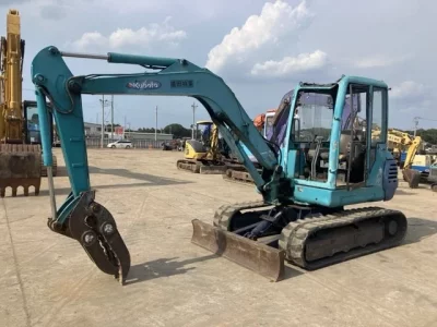 KUBOTA K-040