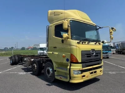 Hino TRUCK