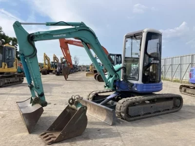 KOMATSU PC40FR-2