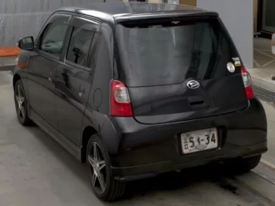 Daihatsu Esse