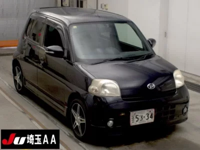 Daihatsu Esse