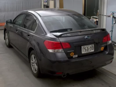 Subaru LEGACY B4