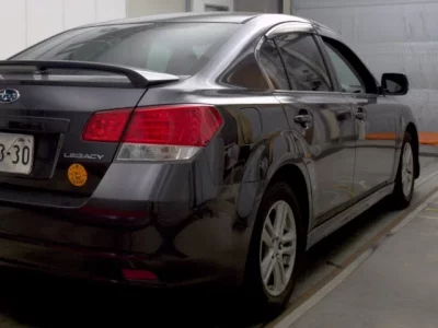 Subaru LEGACY B4