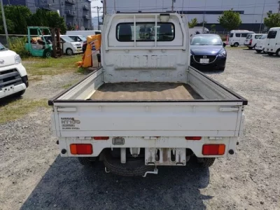Nissan CLIPPER TRUCK