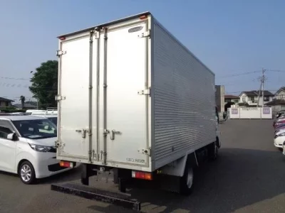 Nissan ATLAS