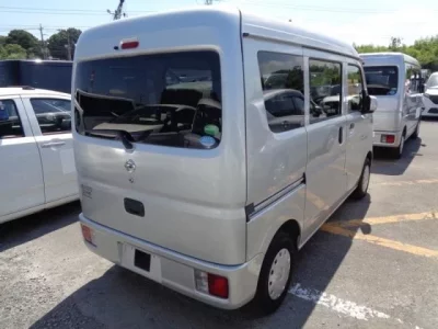 Nissan CLIPPER VAN