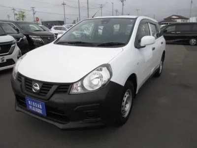 Nissan AD