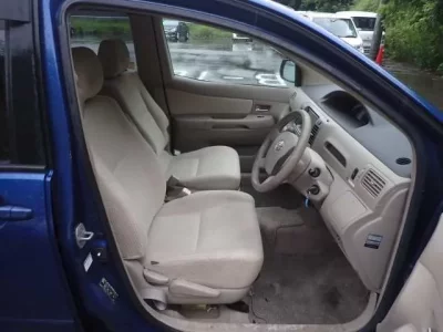 Toyota RAUM