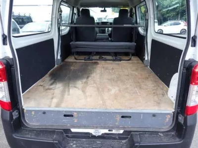 Nissan CARAVAN VAN
