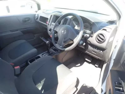 Nissan AD