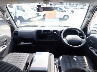 Mazda BONGO VAN