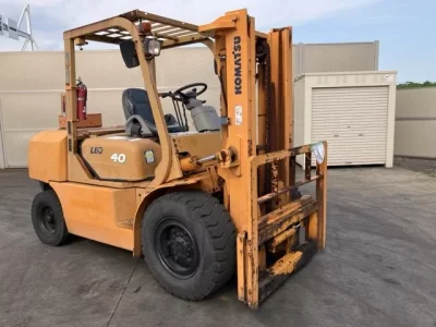 KOMATSU FORKLIFT