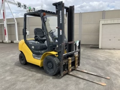 KOMATSU FORKLIFT