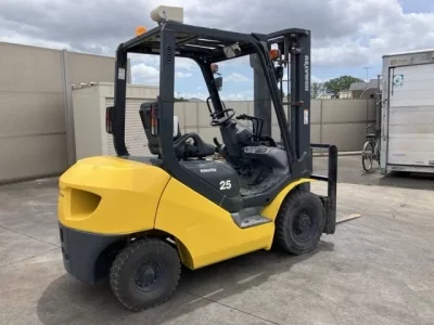 KOMATSU FORKLIFT