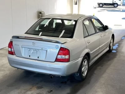 Mazda FAMILIA