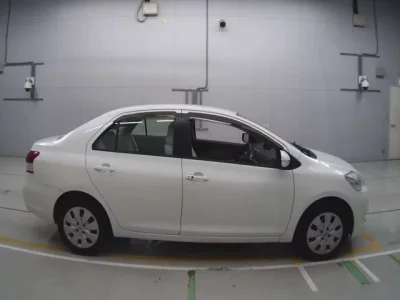 Toyota BELTA