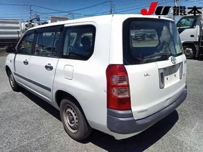 Toyota SUCCEED