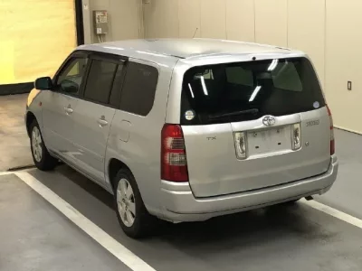 Toyota SUCCEED