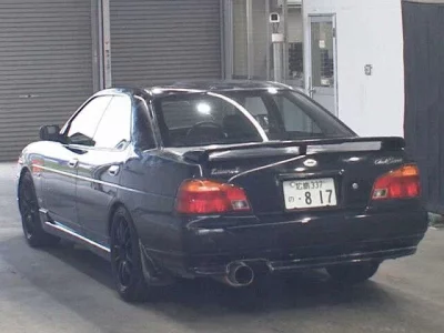 Nissan LAUREL