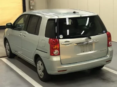 Toyota RAUM