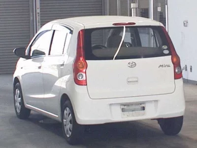 Daihatsu MIRA