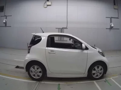 Toyota IQ