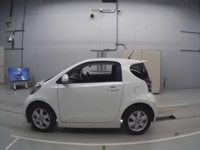 Toyota IQ